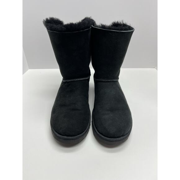 UGG Australia Women’s Bailey Bow II Black Suede Shearling Boots Size 9 EU 40 - Picture 1 of 10